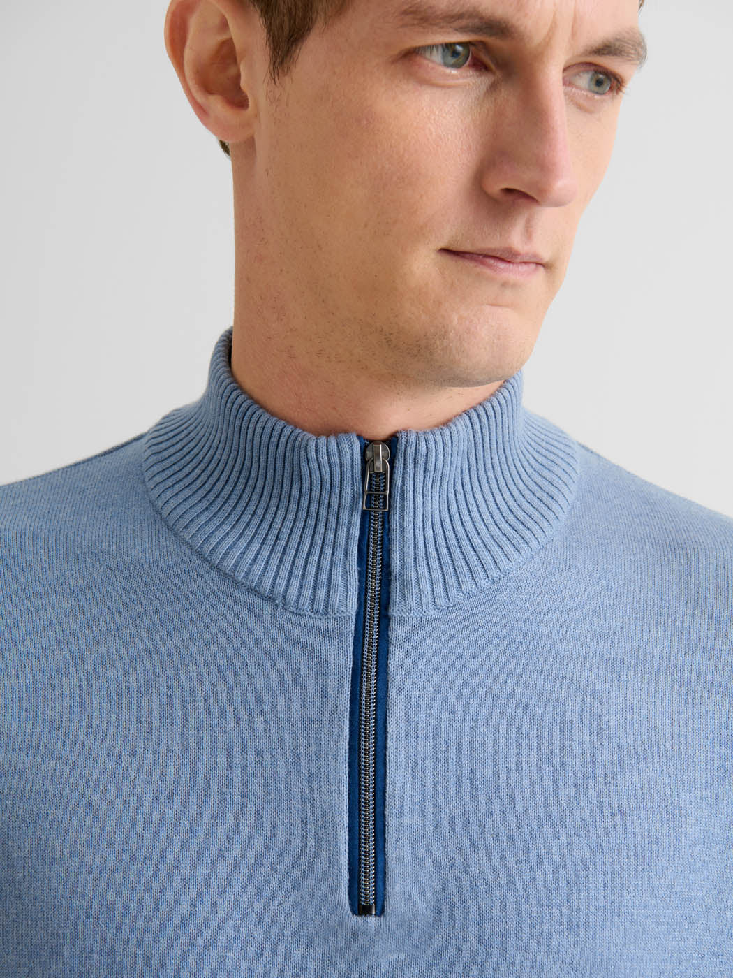 Pull col montant zip en coton-cachemire