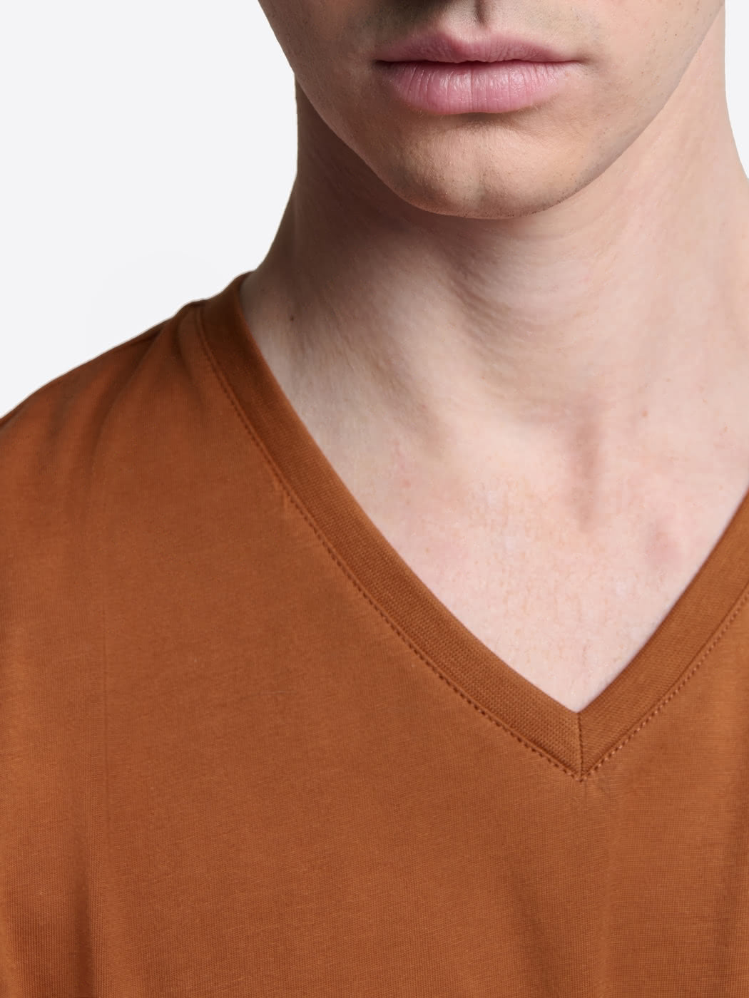T-shirt col V en coton Supima® - DEVRED 1902