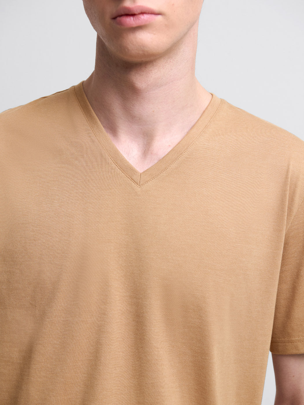 T-shirt col V en coton Supima® - DEVRED 1902