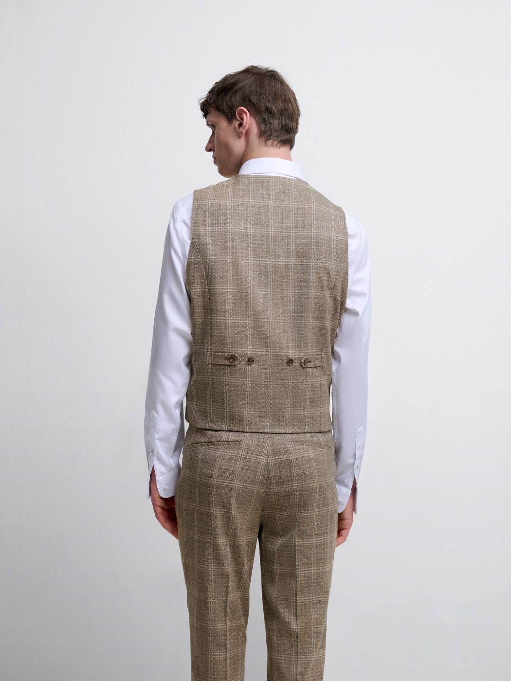 Costume 3 pièces slim beige à carreaux
