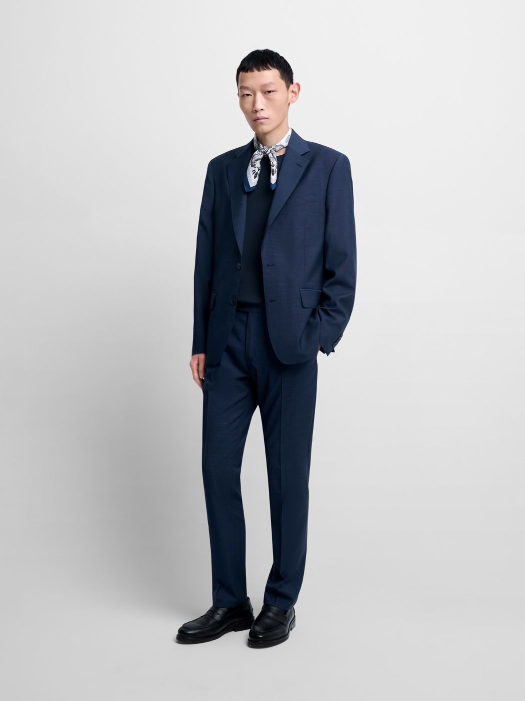Costume 3 pièces slim en laine bleu nuit