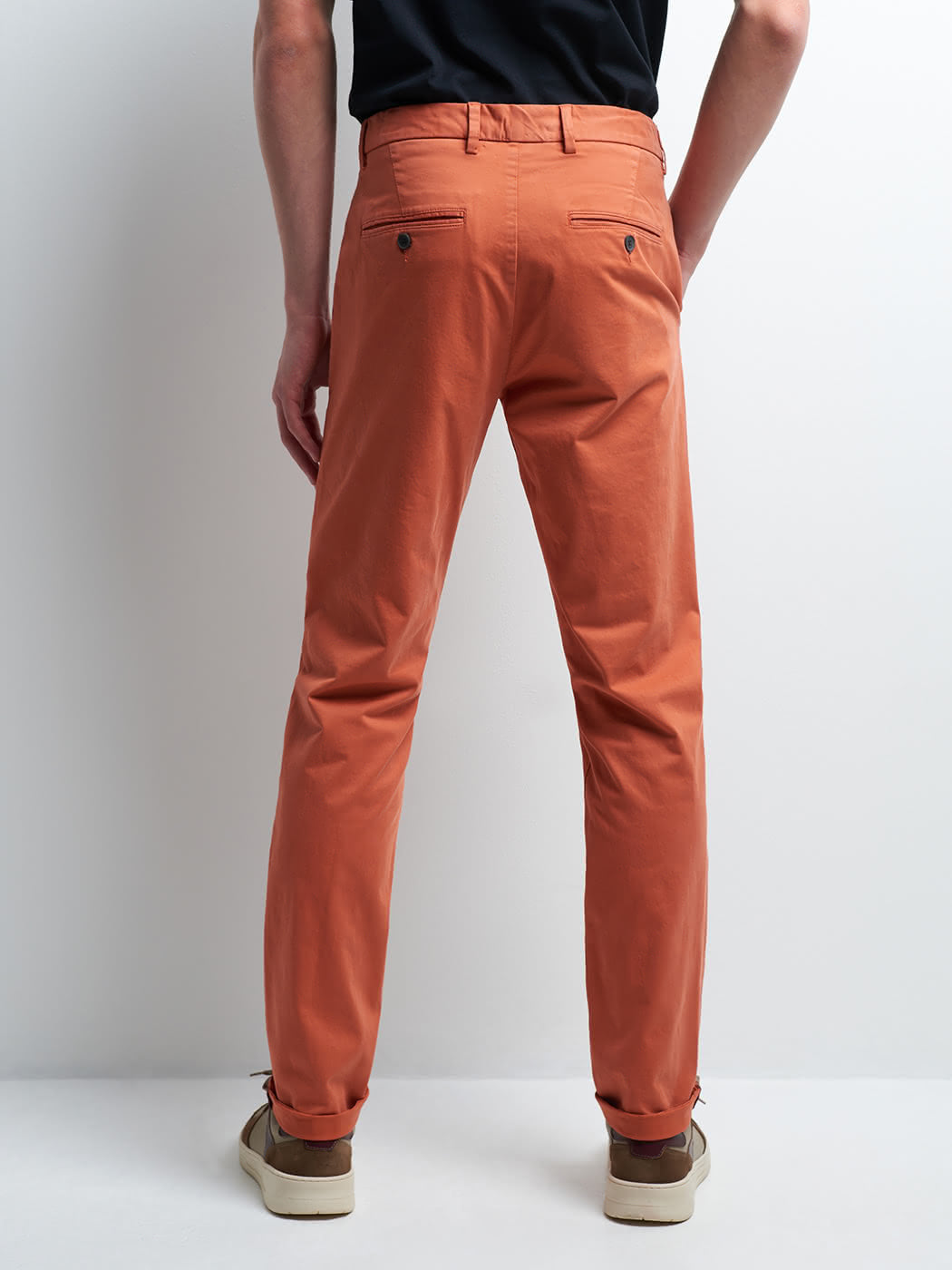 Chino slim en coton élasthane uni - DEVRED 1902