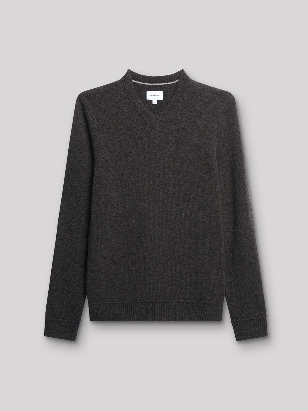Pull col V en laine d'agneau - DEVRED 1902