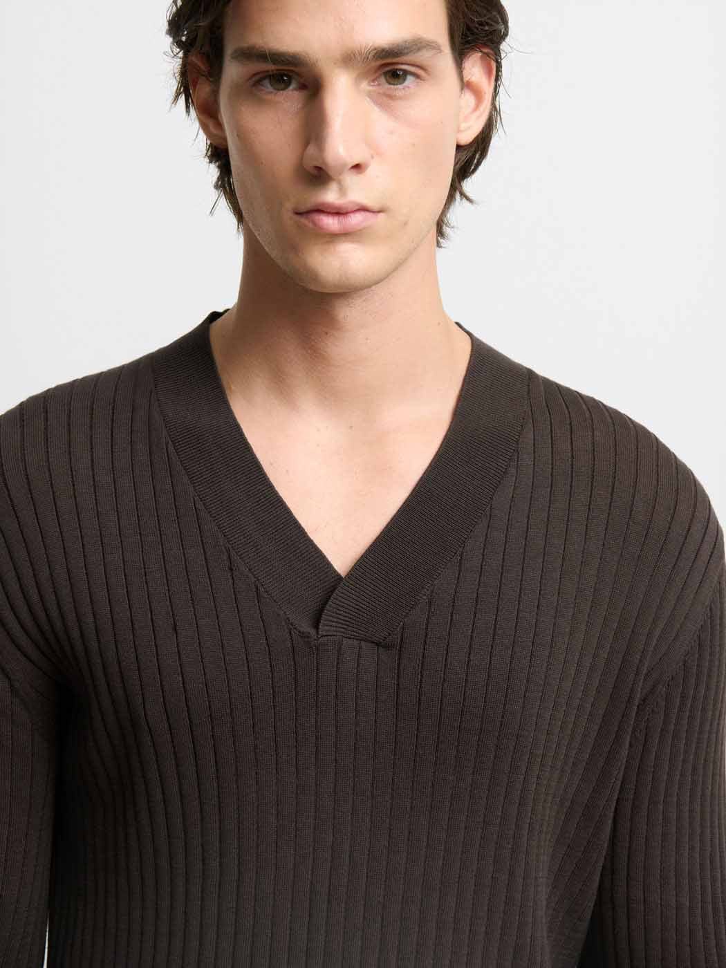 Pull col V en coton - L'atelier - DEVRED 1902